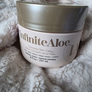 NEW Infinite Aloe Everyday Hero Complete Skin Care Cream Original Scent 8oz